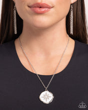 Load image into Gallery viewer, Soaring Stars White Necklace