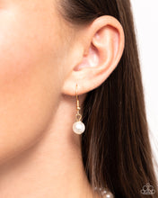 Load image into Gallery viewer, Beachcomber Beauty Gold Necklace