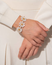 Load image into Gallery viewer, Poppin Pastel White Bracelet