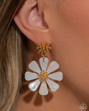 Load image into Gallery viewer, Poetically Pastel White Earrings