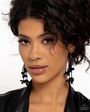 Load image into Gallery viewer, Petaled Precipitation Black Earrings