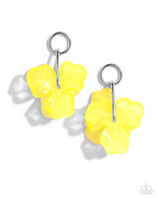 Load image into Gallery viewer, Glassy Garden Yellow Earrings