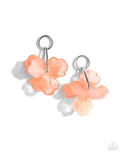 Load image into Gallery viewer, Glassy Garden Orange Earrings