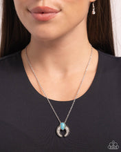 Load image into Gallery viewer, Horseshoe Haute Blue Necklace