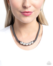 Load image into Gallery viewer, Musings Makeover Black Necklace