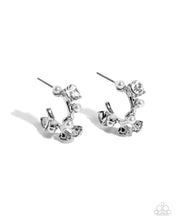 Load image into Gallery viewer, Dazzling Daydream White Earring