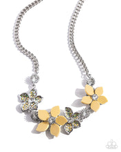 Load image into Gallery viewer, Bouquet Ballad Yellow Necklace