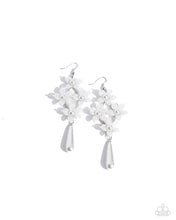 Load image into Gallery viewer, Vintage Veining White Earrings