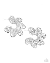 Load image into Gallery viewer, Floral Fame Silver Earrings