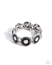 Load image into Gallery viewer, Pendant Paladin Black Bracelet