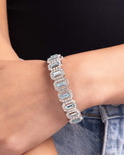 Load image into Gallery viewer, Gasp-Worthy Glitter Blue Bracelet