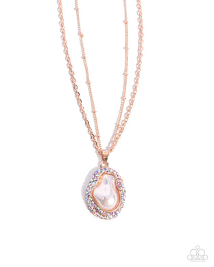 Beachy Baroness Rose Gold Necklace