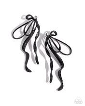 Load image into Gallery viewer, Trendy Tapestry Black Earring