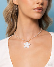 Load image into Gallery viewer, Handcrafted Hawaiian White Necklace