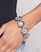 Load image into Gallery viewer, General Grandeur White Bracelet
