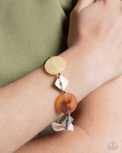 Load image into Gallery viewer, Reflective Ratio Brown Bracelet