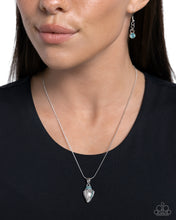 Load image into Gallery viewer, Conch Confidence Blue Necklace
