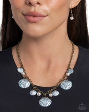Load image into Gallery viewer, Seashell Sophistication Brass Necklace