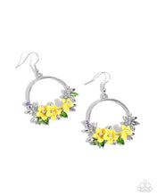 Load image into Gallery viewer, Fairy Freestyle Yellow Earrings