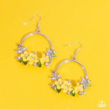 Load image into Gallery viewer, Fairy Freestyle Yellow Earrings