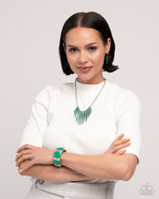 Load image into Gallery viewer, Fashionable Fringe Green Necklace