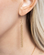 Load image into Gallery viewer, Arranged Aria Purple Necklace