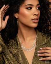 Load image into Gallery viewer, Piercing Passion Gold Necklace