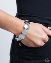Load image into Gallery viewer, Shimmery Sneak Peek White Bracelet