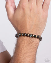 Load image into Gallery viewer, Stony Spotlight Brass Bracelet