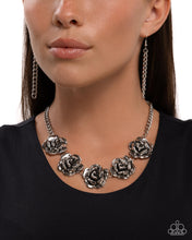 Load image into Gallery viewer, Refreshing Roses Silver Necklace