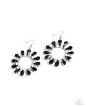 Load image into Gallery viewer, Wreathed Wish Black Earrings