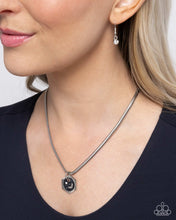 Load image into Gallery viewer, Celestial Catwalk Black Necklace