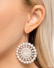 Load image into Gallery viewer, Wreathed Wonderland White Earring