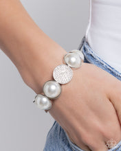 Load image into Gallery viewer, Believable Bling White Bracelet