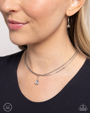 Load image into Gallery viewer, Teeming Teardrop Silver Necklace