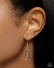 Load image into Gallery viewer, As Luck Would Have It Blue Necklace