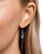 Load image into Gallery viewer, Compelling Circles Blue Necklace