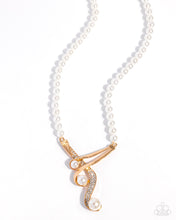 Load image into Gallery viewer, Elegant Entourage Gold Necklace