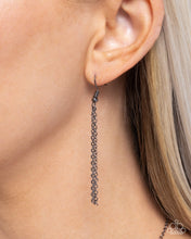 Load image into Gallery viewer, Experimental Echo Black Necklace