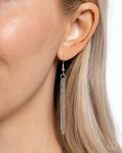 Load image into Gallery viewer, Chained Complication Blue Necklace