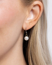 Load image into Gallery viewer, Fresh Facets Brass Necklace