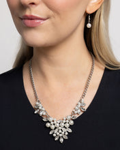 Load image into Gallery viewer, Fresh Facets White Necklace
