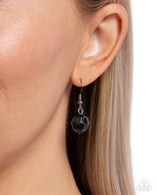 Load image into Gallery viewer, Beehive Barrage Black Necklace