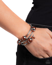 Load image into Gallery viewer, Palatial Pearls Brown Coil Bracelet