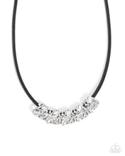 Load image into Gallery viewer, Sprig Shimmer Black Necklace