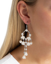 Load image into Gallery viewer, Harmonious Heir White Earrings