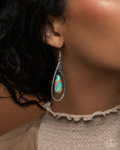 Load image into Gallery viewer, Neatly Natural Brown Earrings