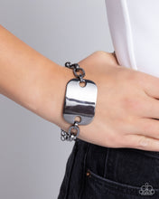 Load image into Gallery viewer, Sleek Suit Black Bracelet