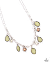 Load image into Gallery viewer, Fancy Finish Green Necklace
