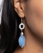 Load image into Gallery viewer, Profuse Petals Blue Earrings